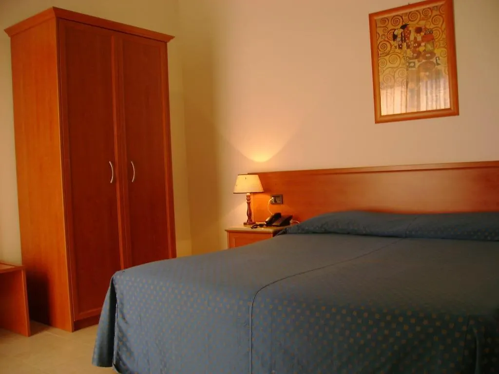 Hotel Selene Πιάτσα Αρμερίνα 4*,  Ιταλία